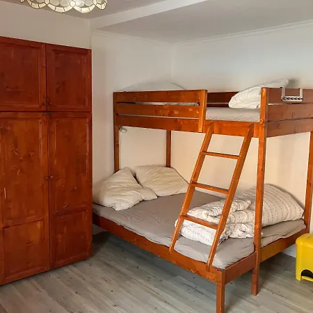 Hostel Alpenrose *