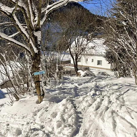 Hostel Alpenrose
