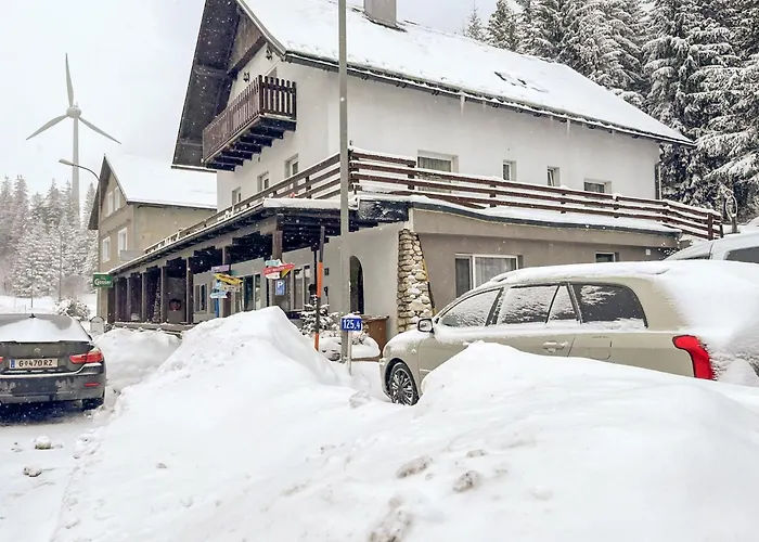 Alpenrose Hostel